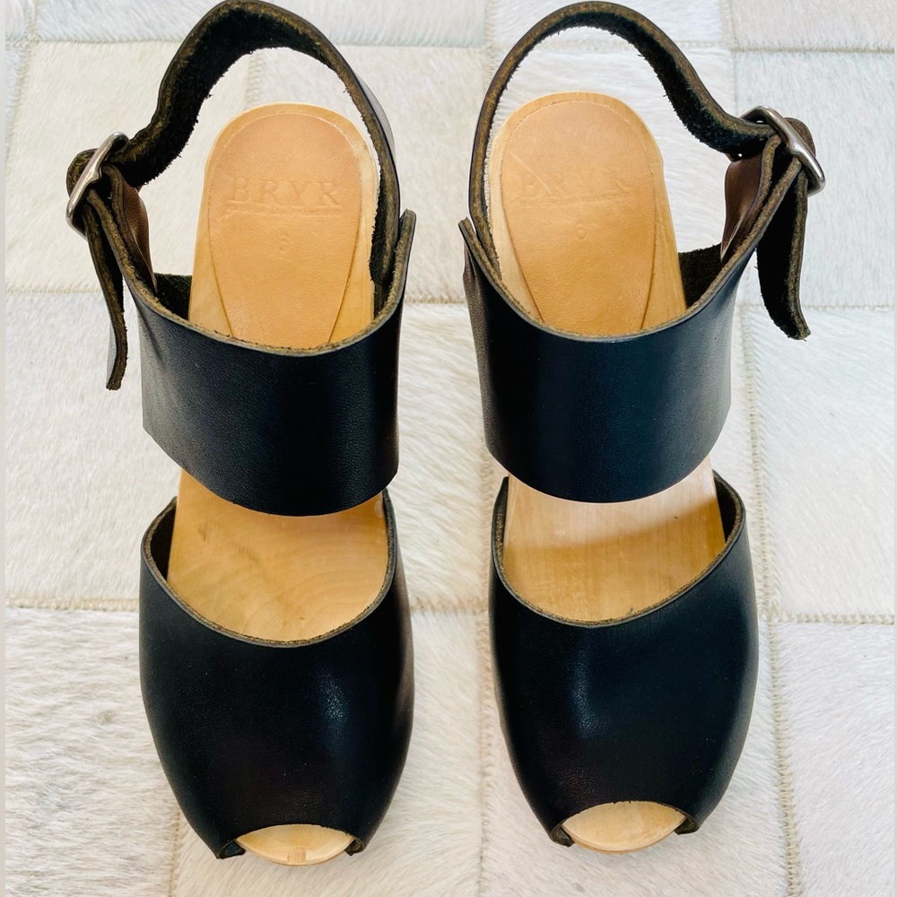Black Bryr (Miranda style) peep-toe clog sandals size 6 (36)